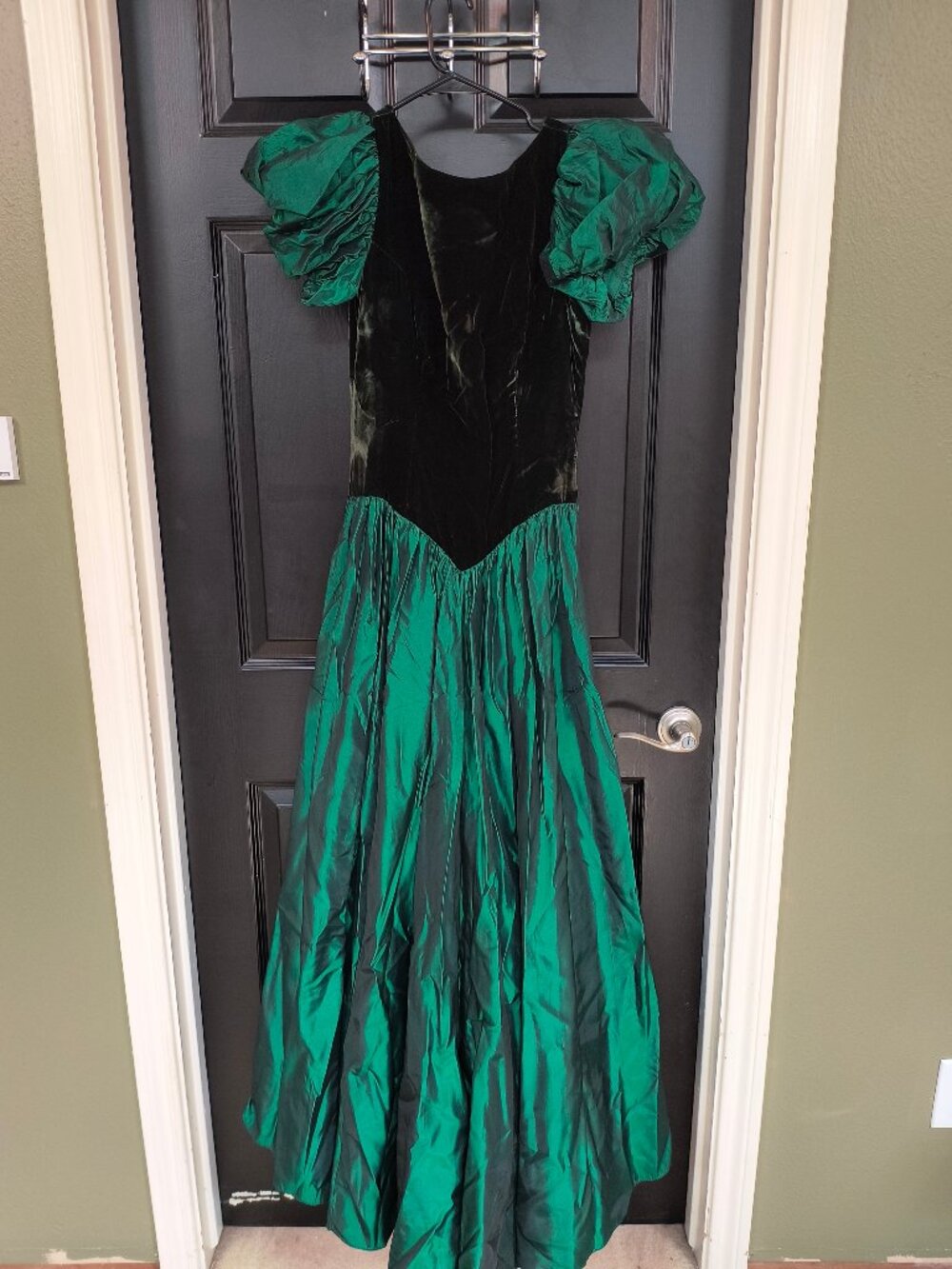 Ball Gown - Carol (S)